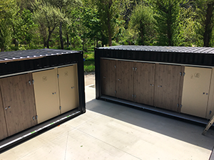 toilettes-container